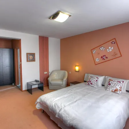 Family Hotel Mania Stara Zagora Exterior photo